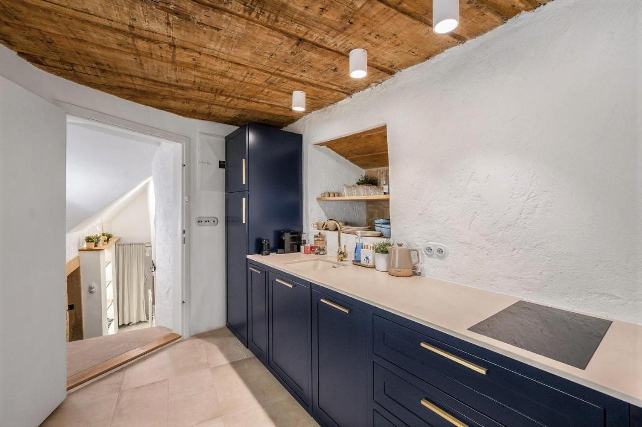 New Design & High Standard Apt From 16Th Century In Old Town-Free Parking Bratislava Luaran gambar